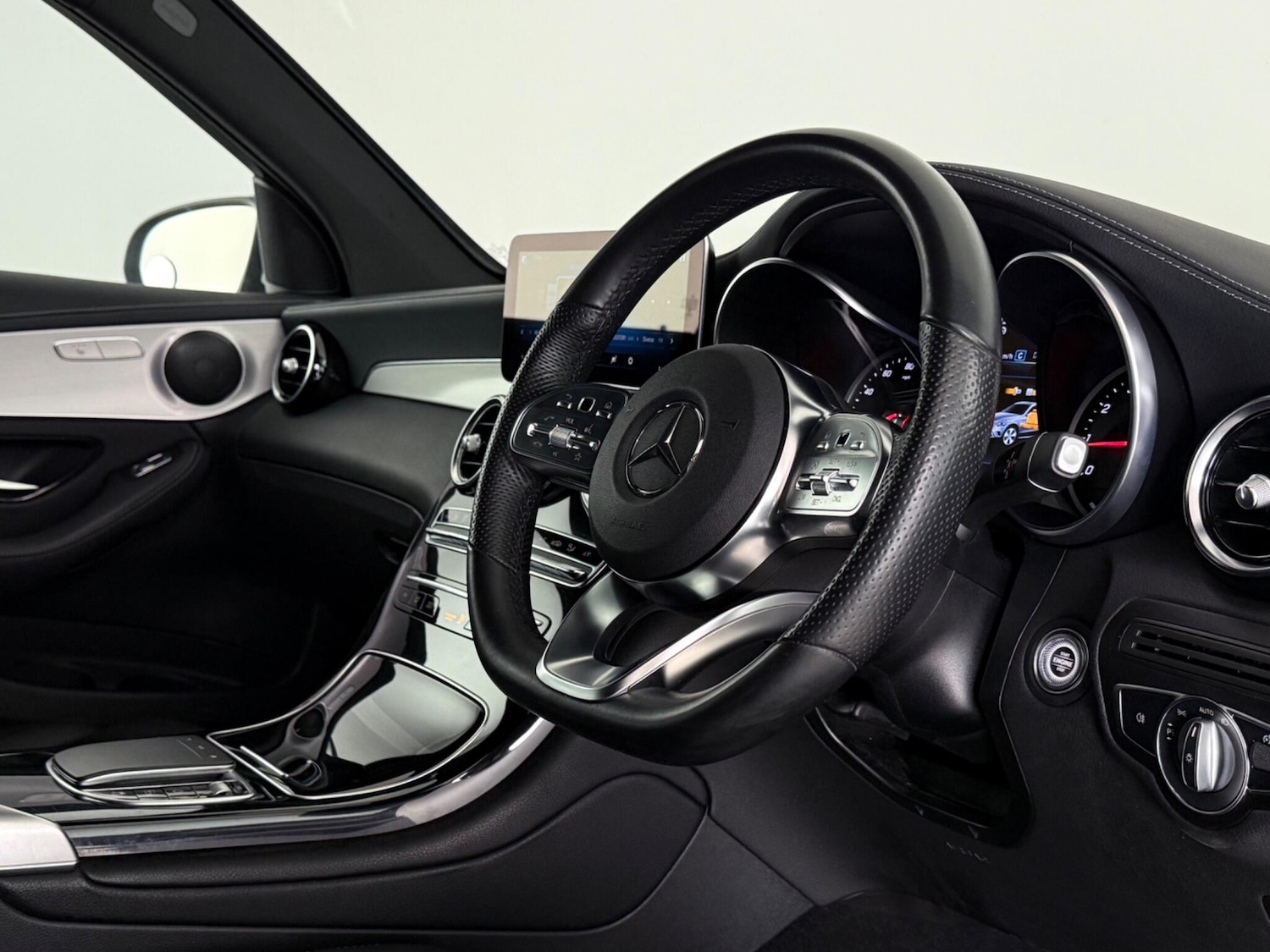 Used Mercedes-Benz GLC 2022 for sale - 77647229: Photo 12