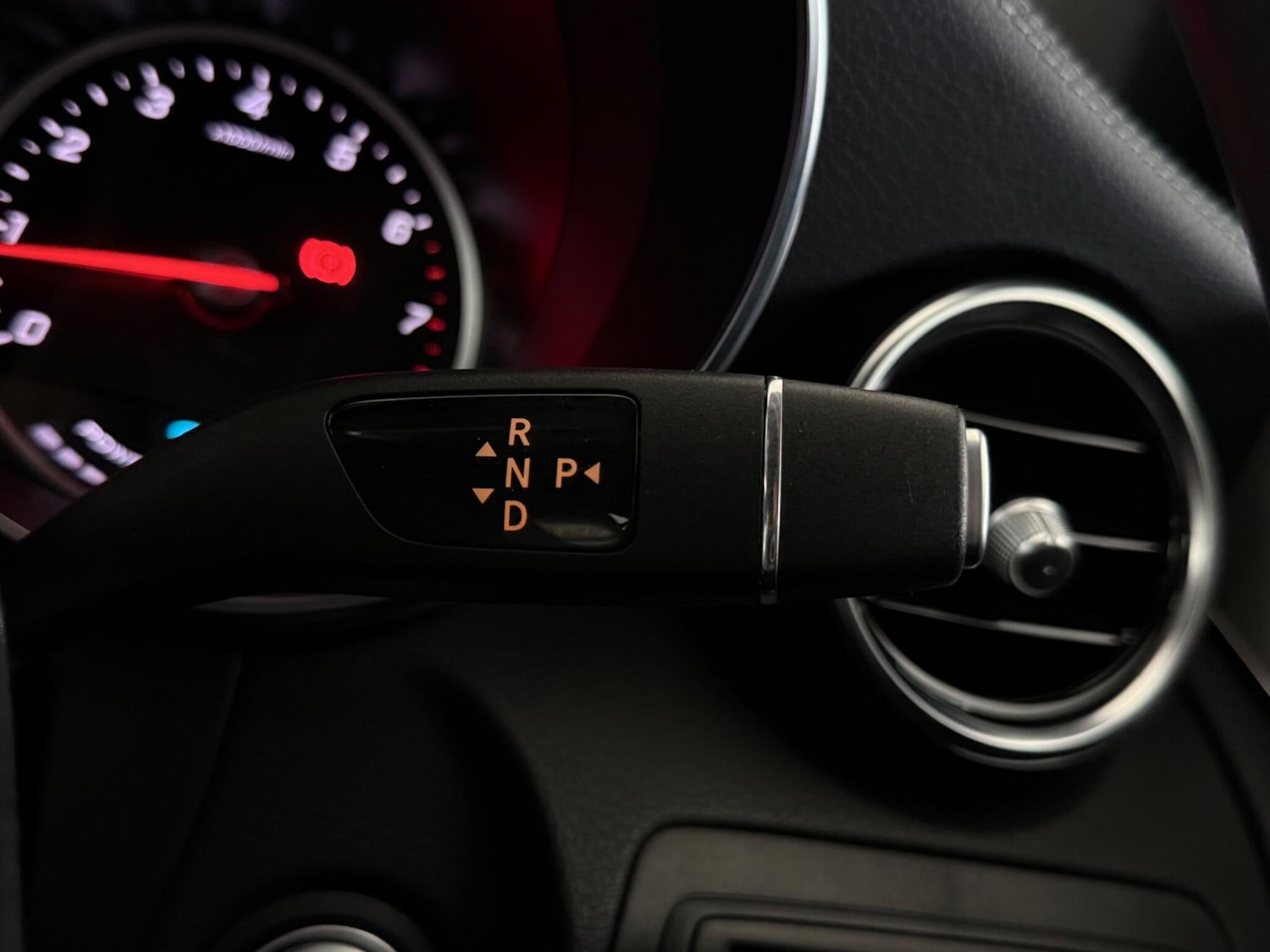 Used Mercedes-Benz GLC 2022 for sale - 77647229: Photo 24