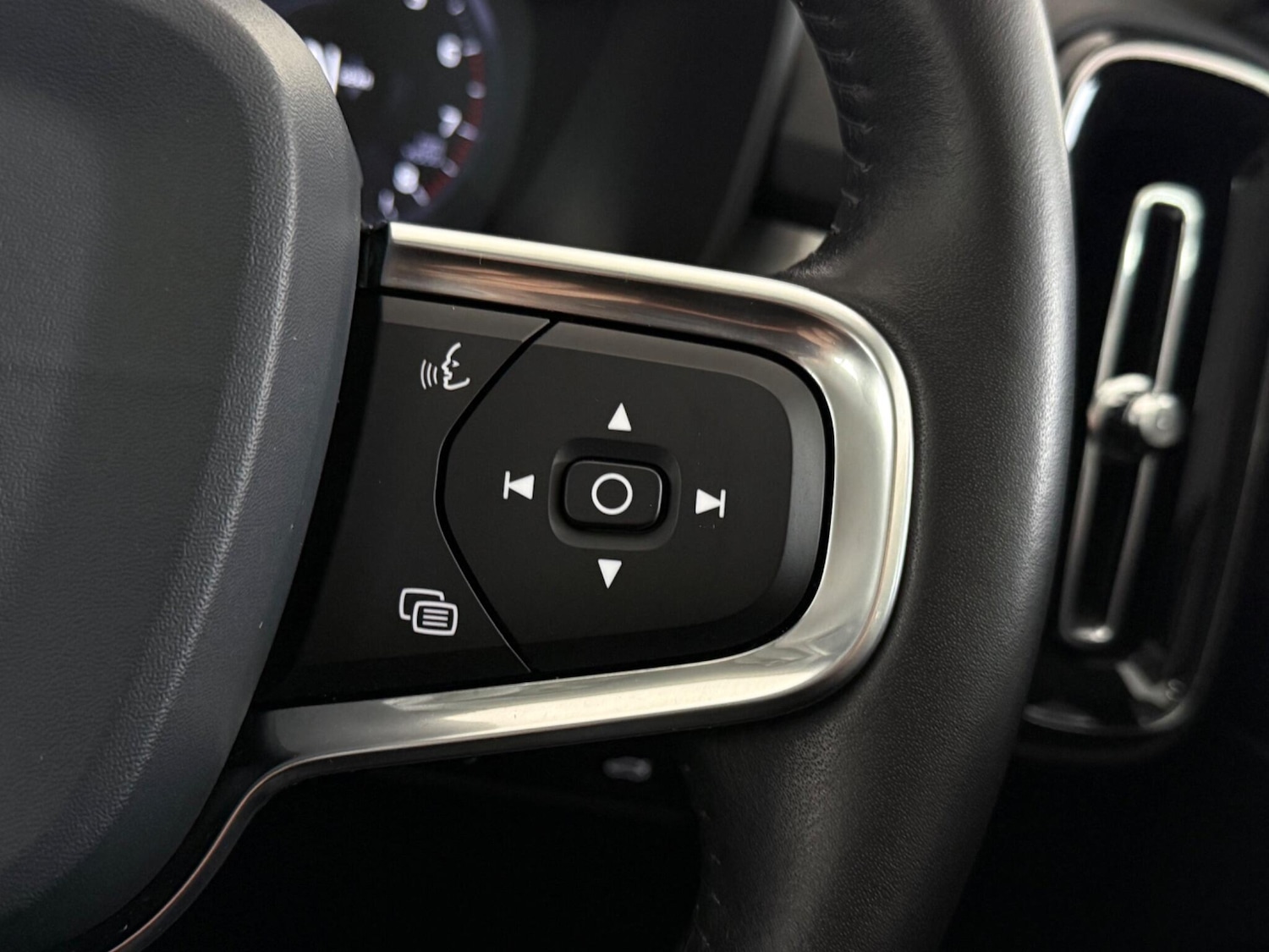 Used Volvo XC40 2020 for sale - 77461056: Photo 18