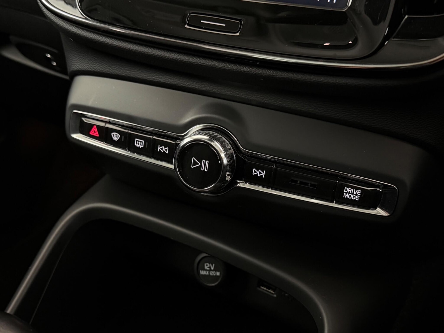 Used Volvo XC40 2020 for sale - 77461056: Photo 31