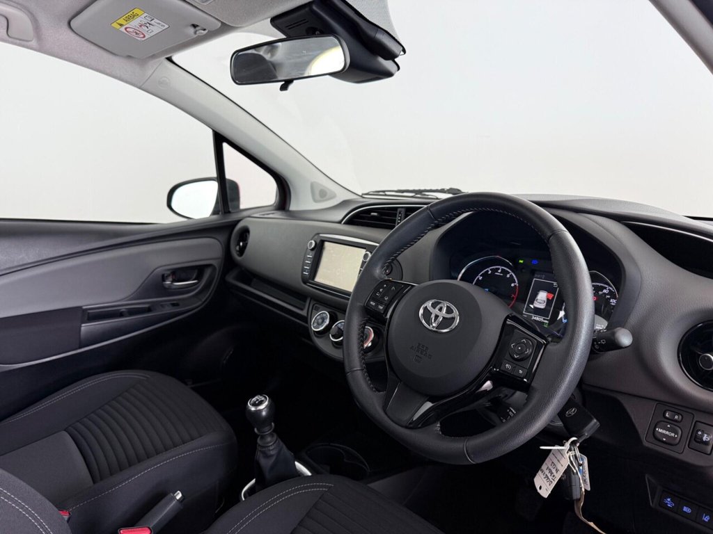 Used Toyota Yaris 2019 for sale - 76092371: Photo 15