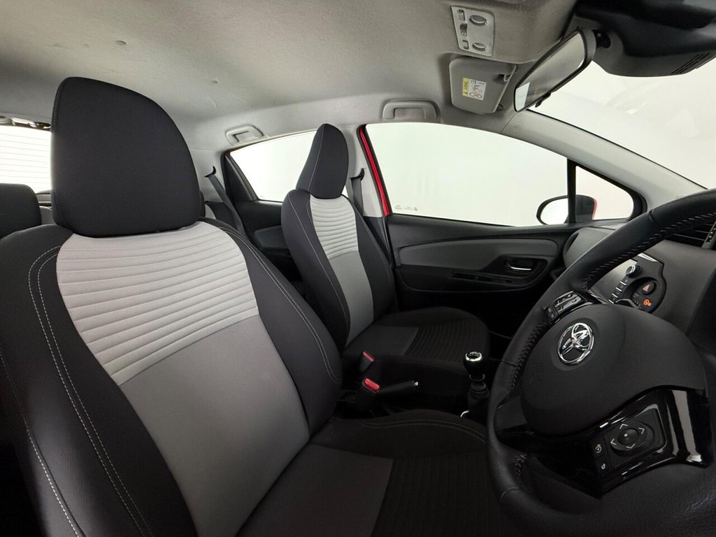 Used Toyota Yaris 2019 for sale - 76092371: Photo 16