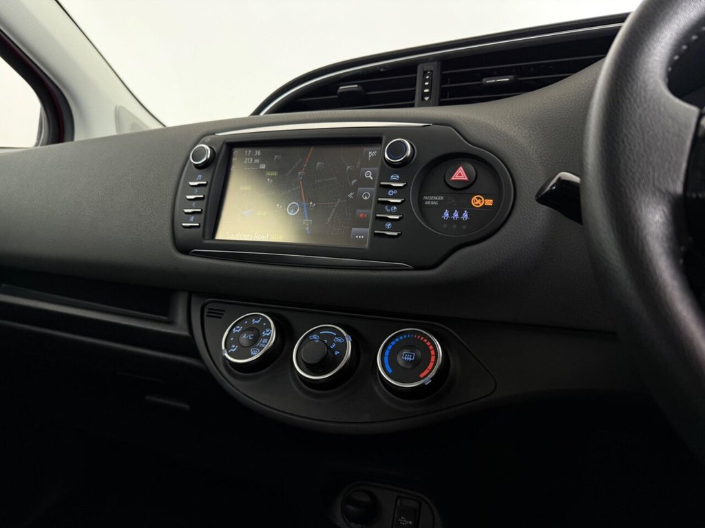 Used Toyota Yaris 2019 for sale - 76092371: Photo 40