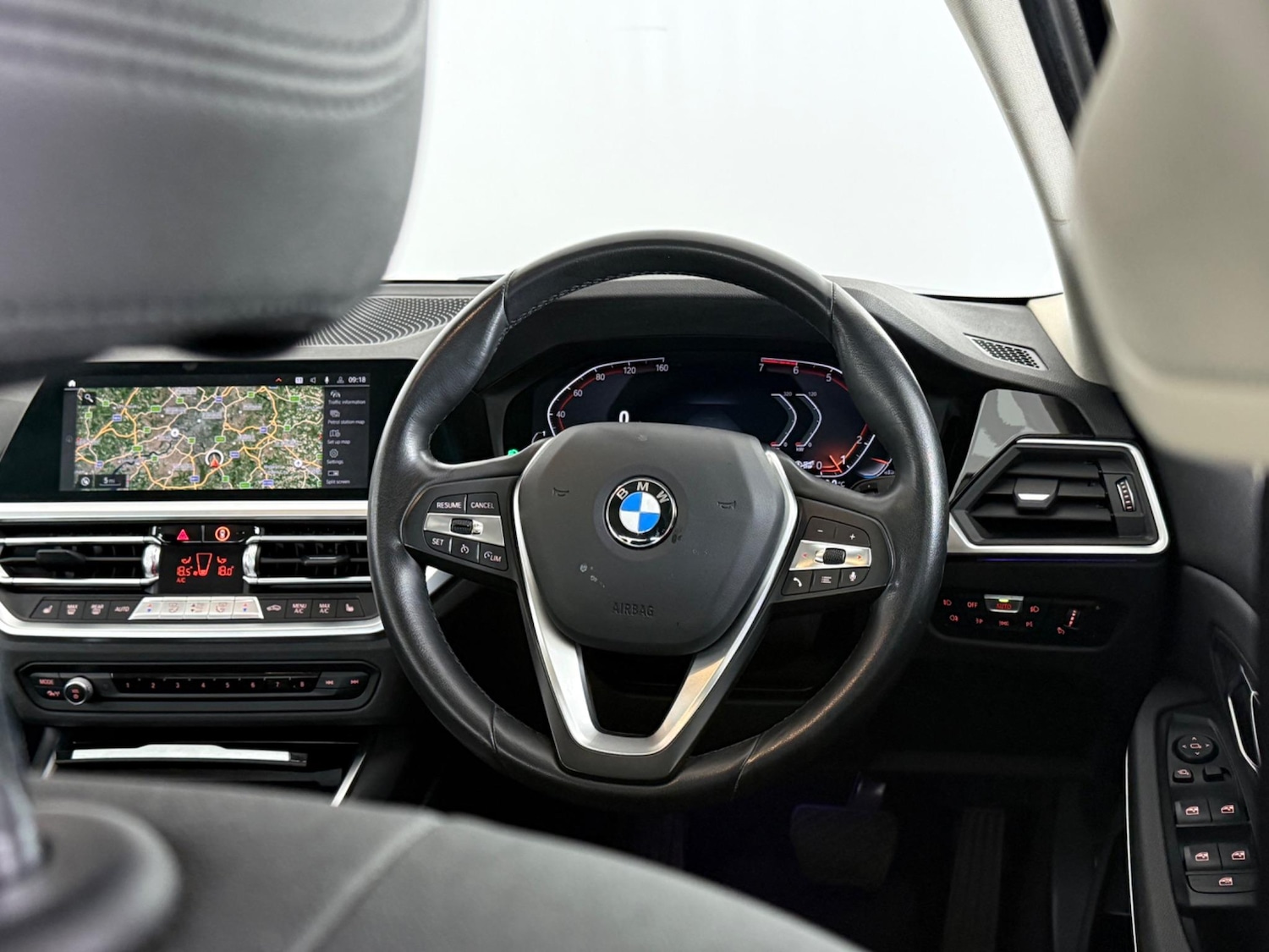 Used BMW 3 Series 2021 for sale - 76468282: Photo 12