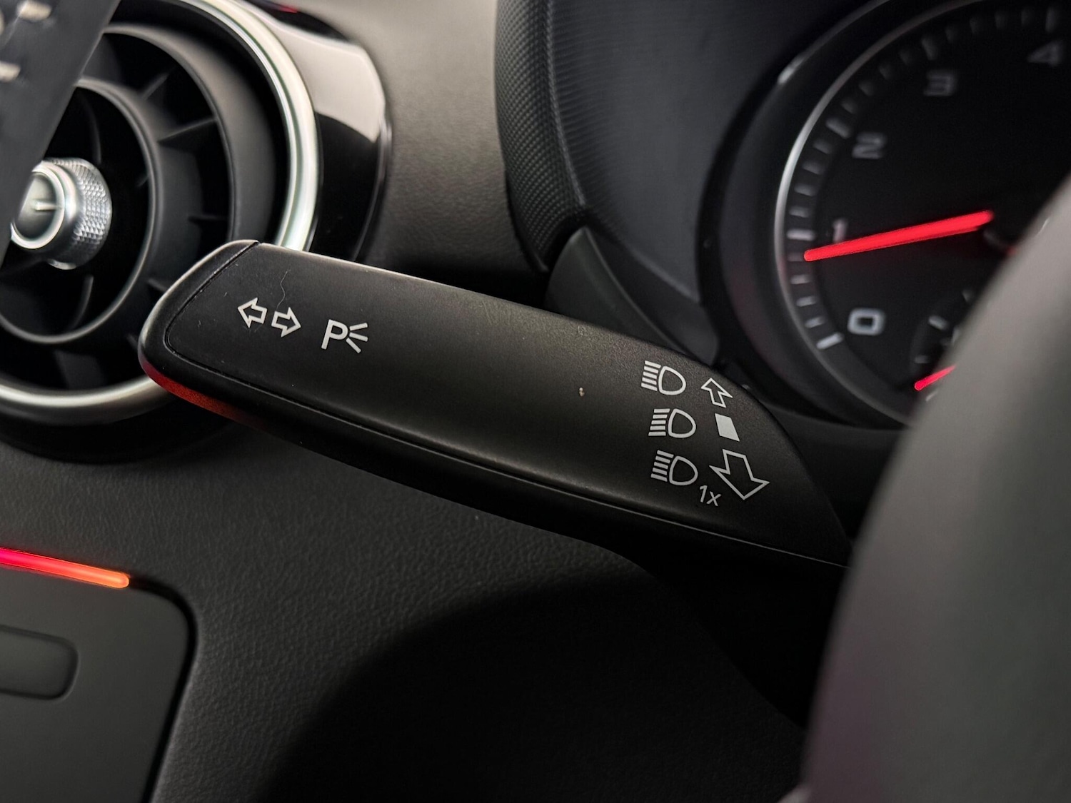 Used Audi A1 2018 for sale - 76898538: Photo 24