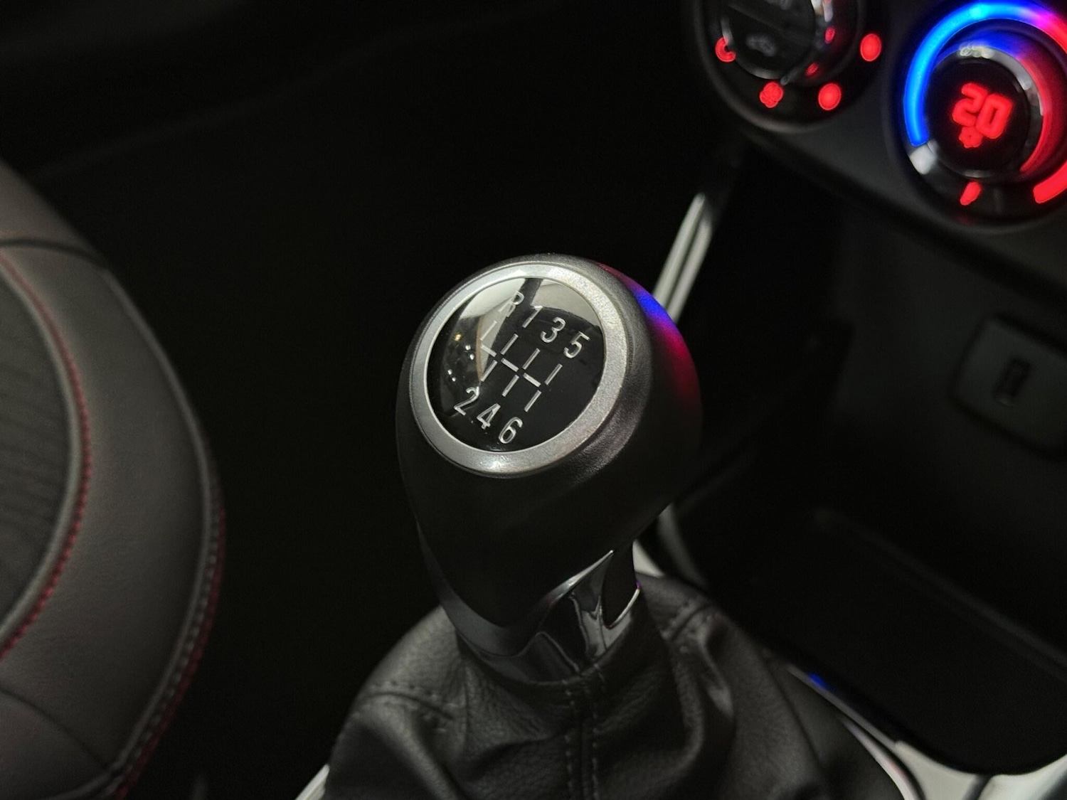 Used Vauxhall ADAM 2018 for sale - 76468524: Photo 39