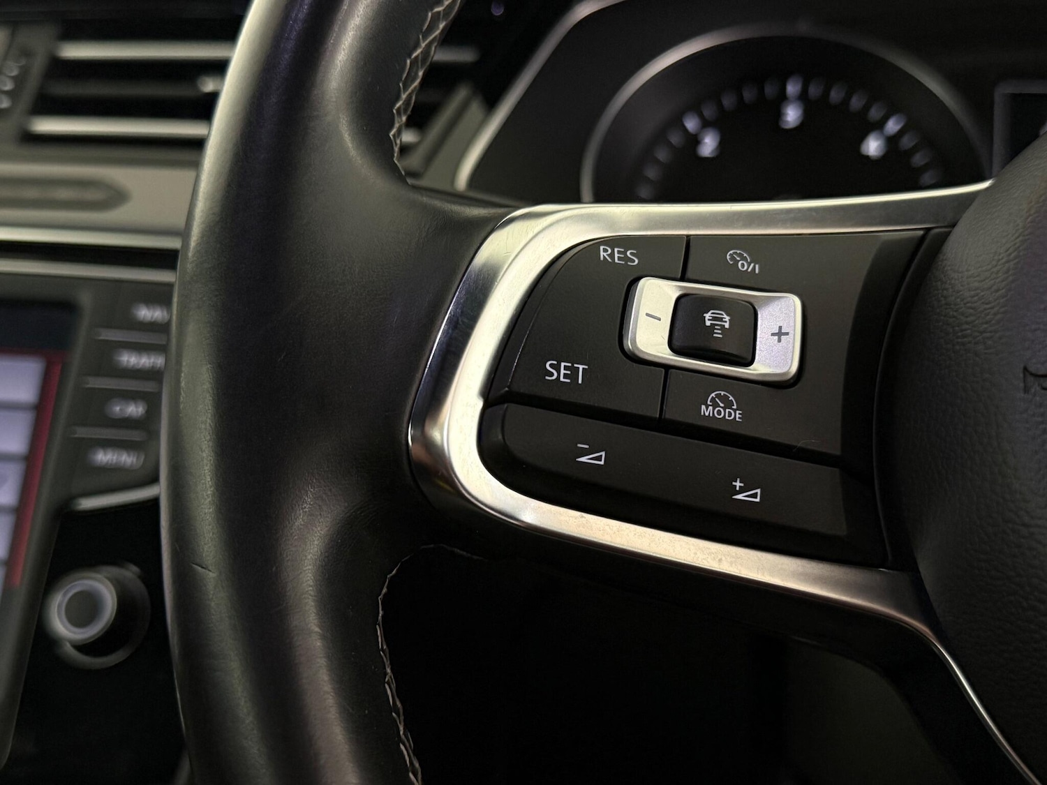 Used Volkswagen Passat 2016 for sale - 77181183: Photo 21