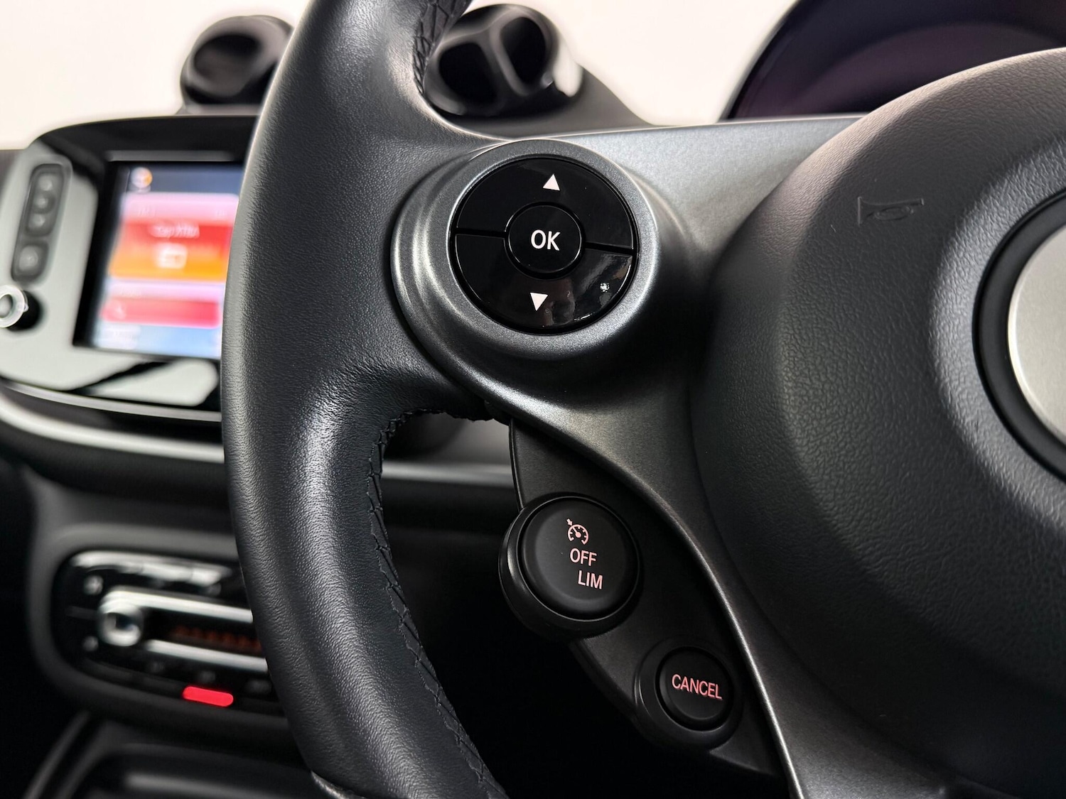 Used smart fortwo 2017 for sale - 77217564: Photo 17