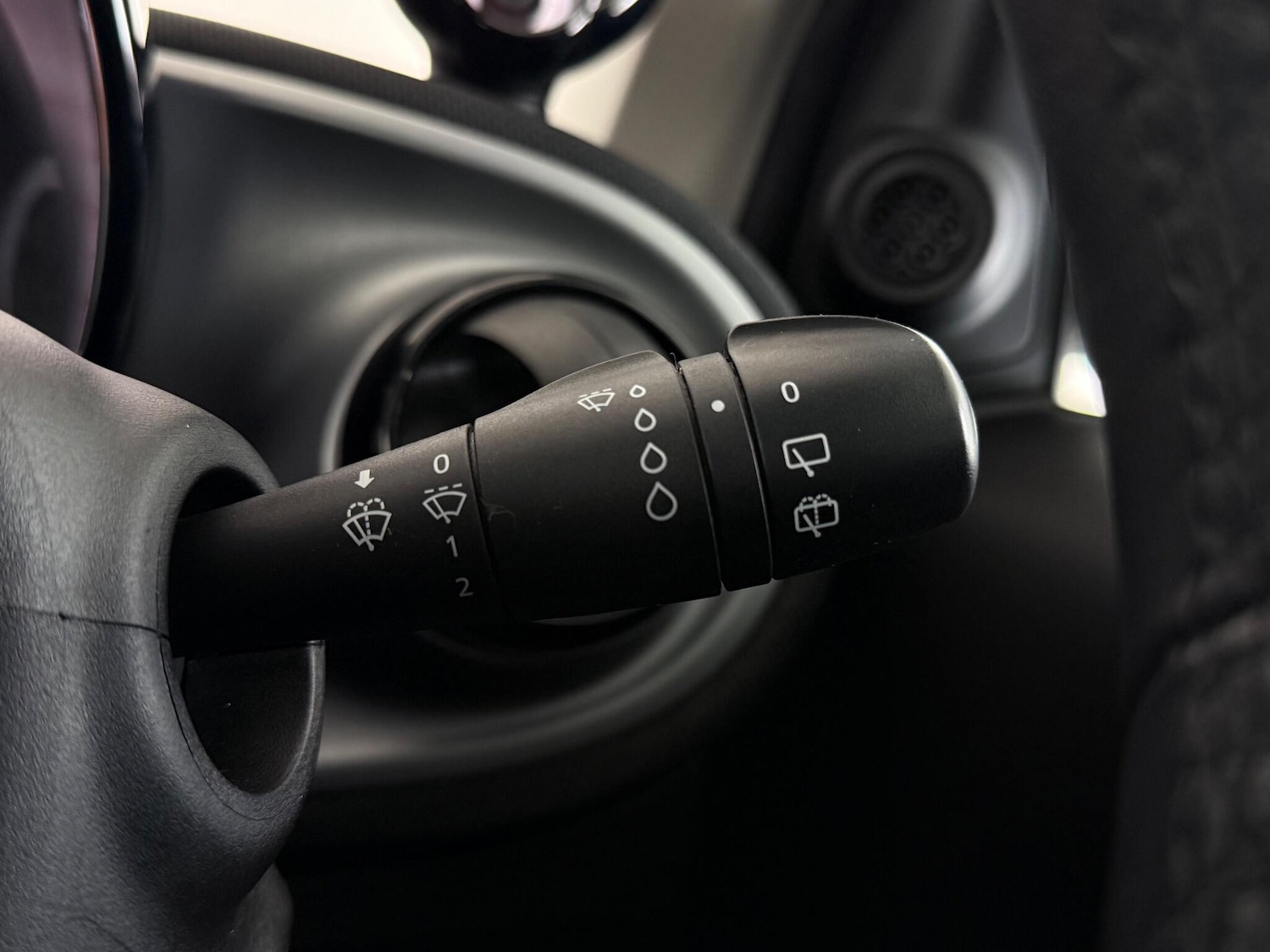 Used smart fortwo 2017 for sale - 77217564: Photo 19