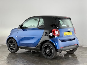 Used smart fortwo 2017 for sale - 77217564: Photo