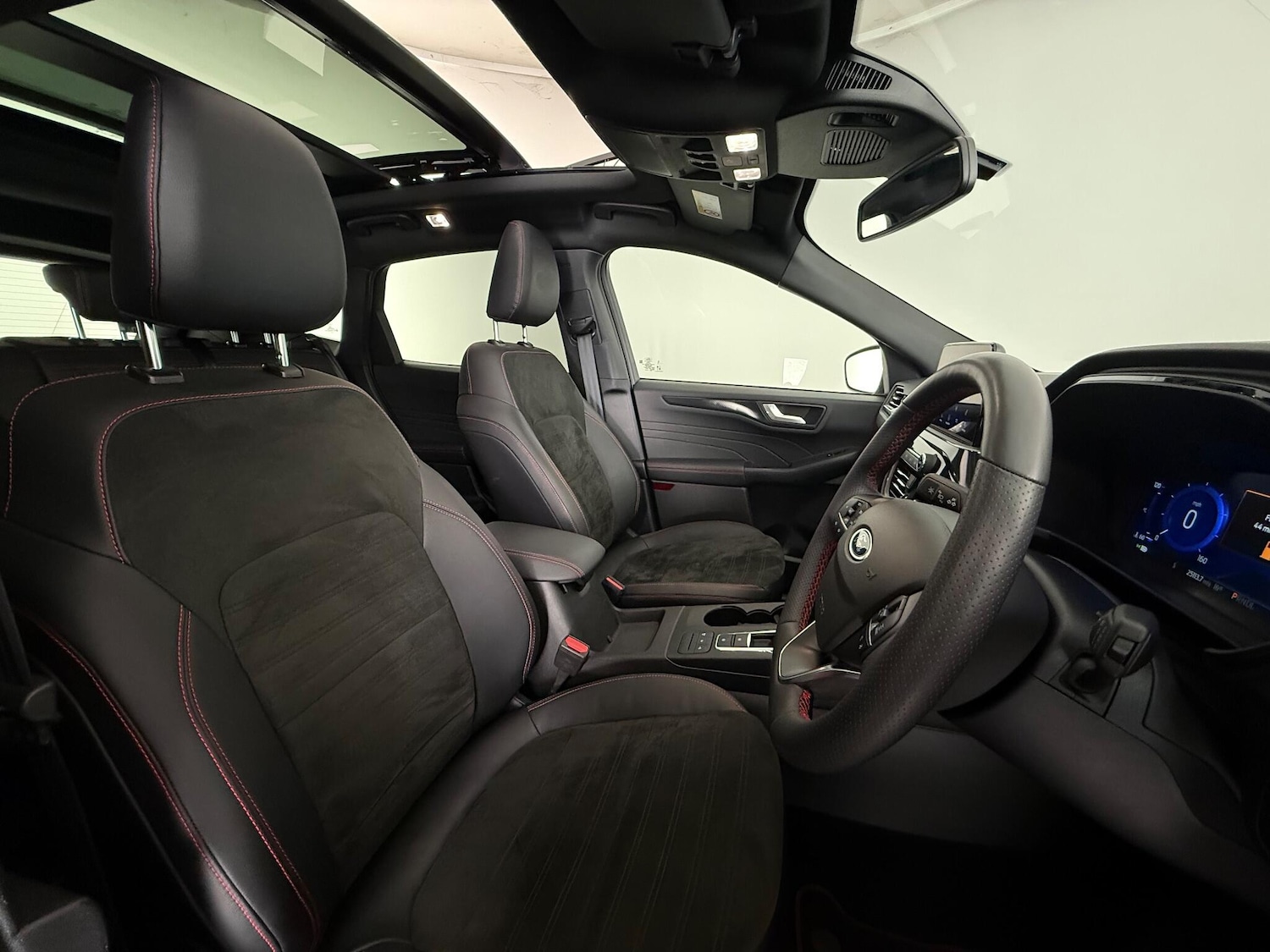 Used Ford Kuga 2023 for sale - 77243639: Photo 11