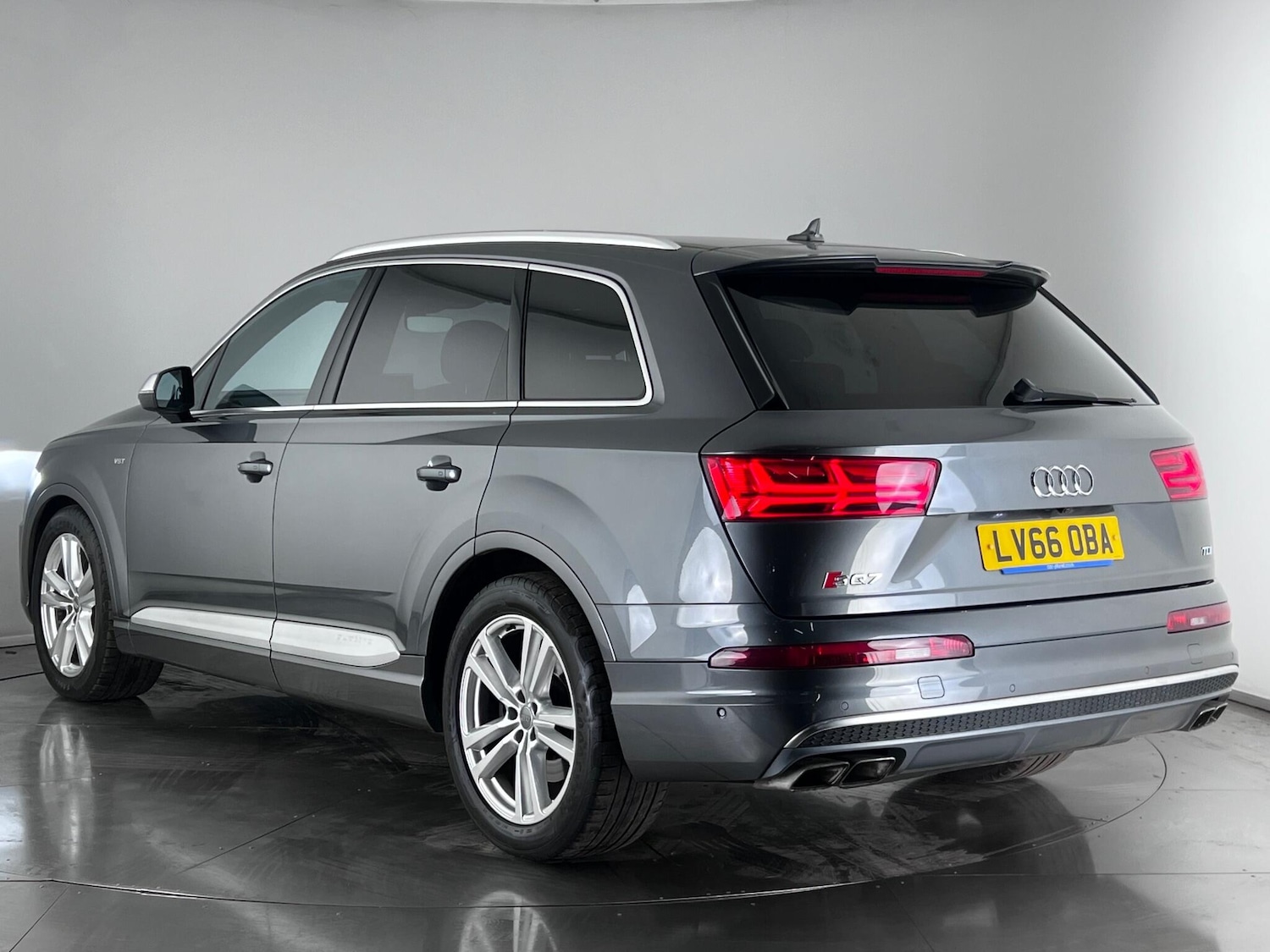 Used Audi SQ7 2016 for sale - 77259777: Photo 4