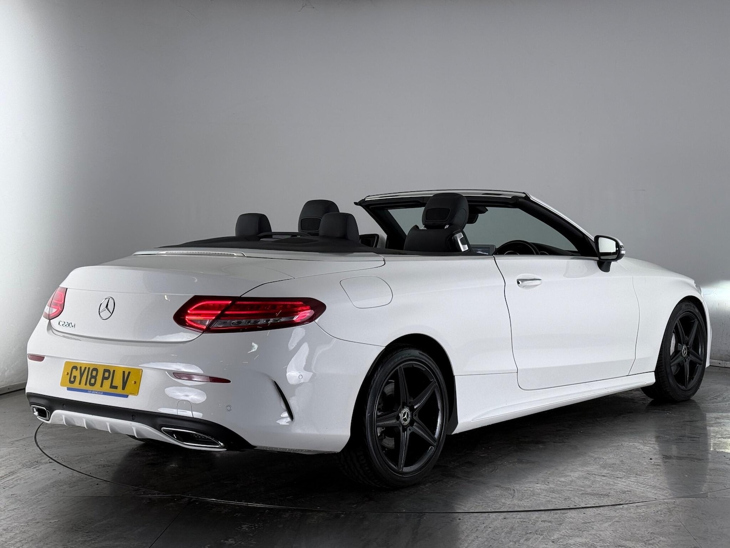 Used Mercedes-Benz C Class 2018 for sale - 77259548: Photo 6