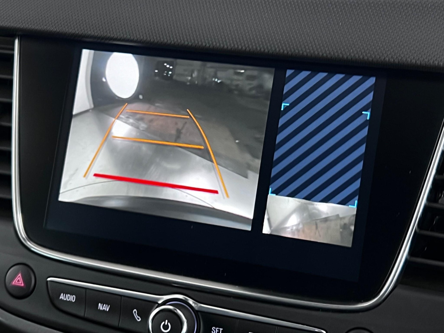 Used Vauxhall Crossland for sale - 76468268: Photo 32