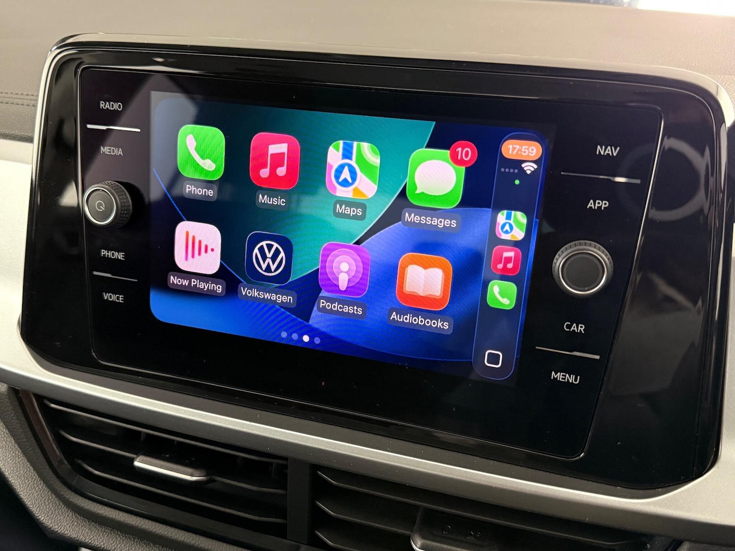 Used Volkswagen T-Roc 2022 for sale - 77260412: Photo 33