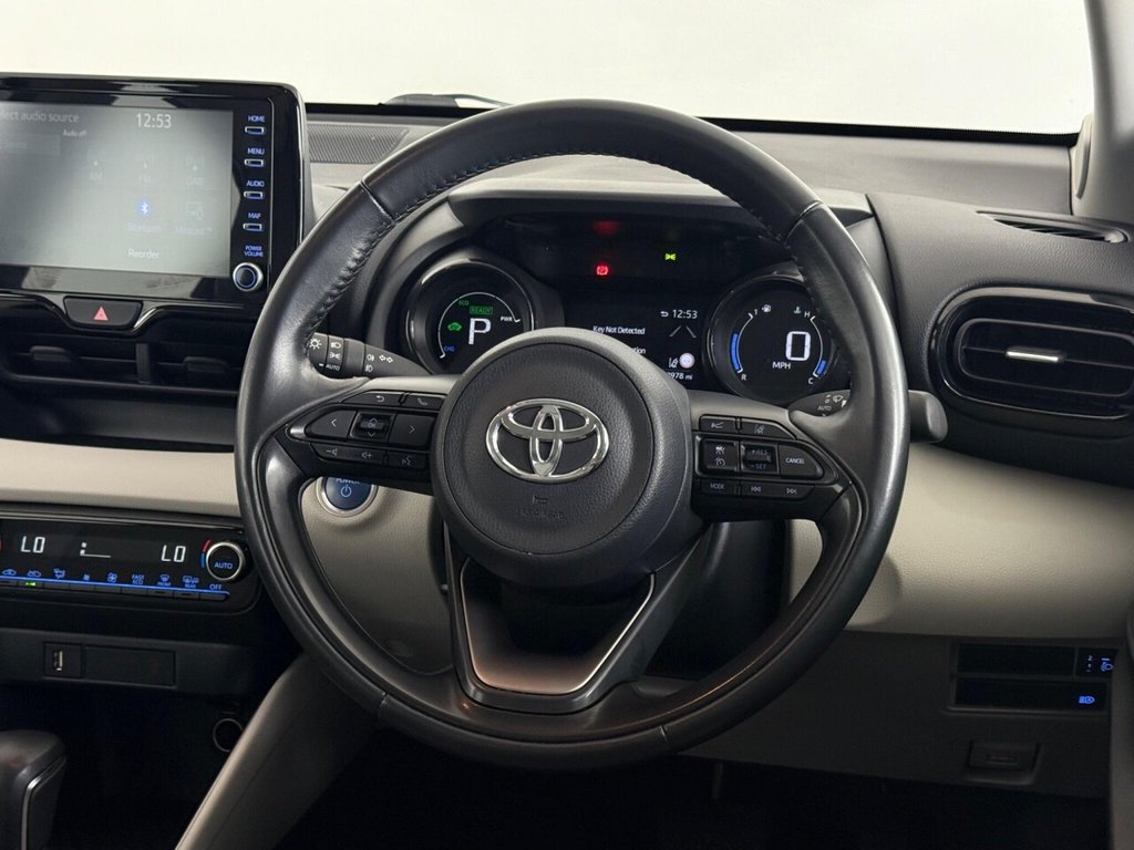 Used Toyota Yaris 2021 for sale - 76080546: Photo 22