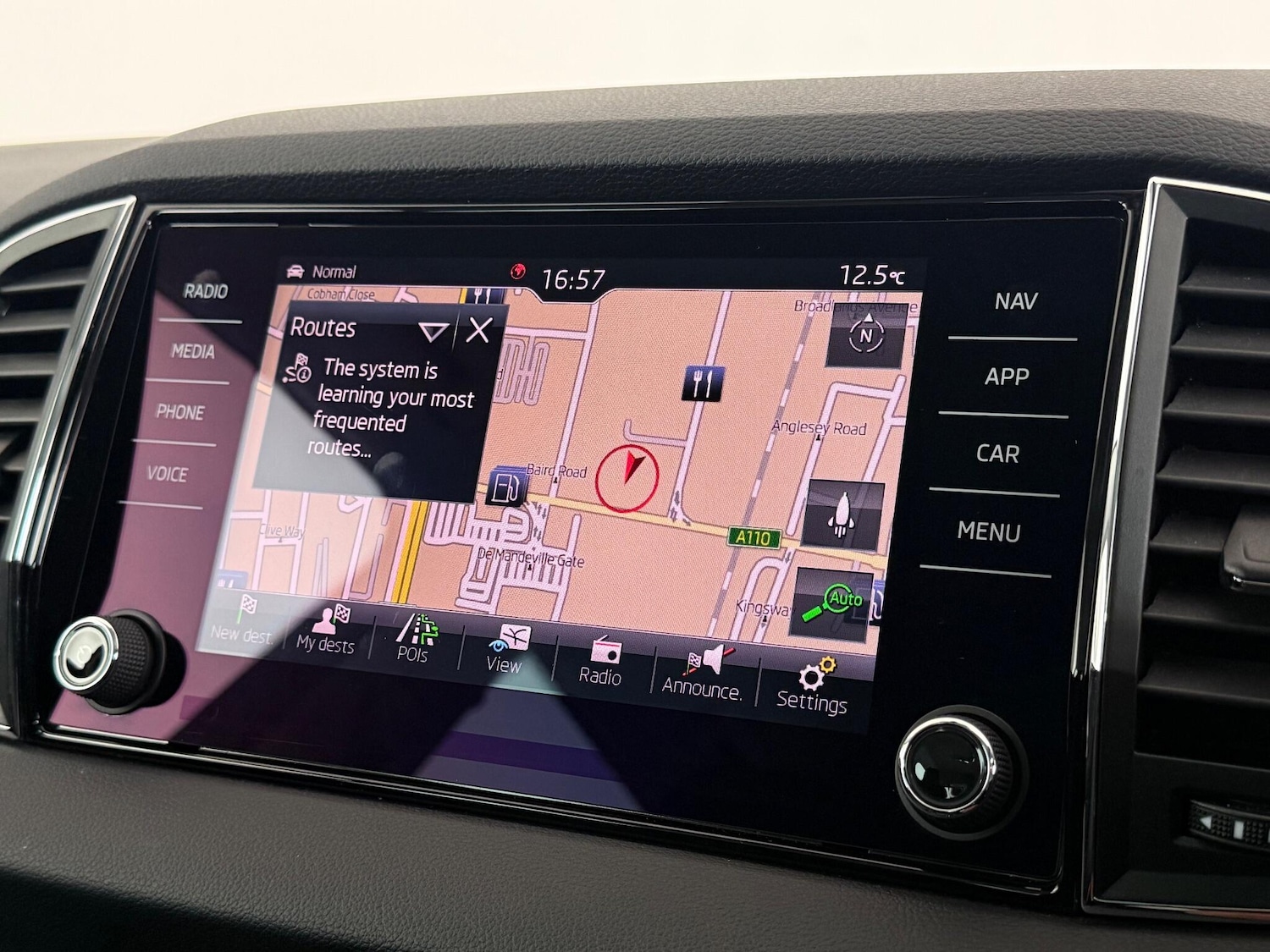 Used Skoda Karoq 2019 for sale - 76689197: Photo 32