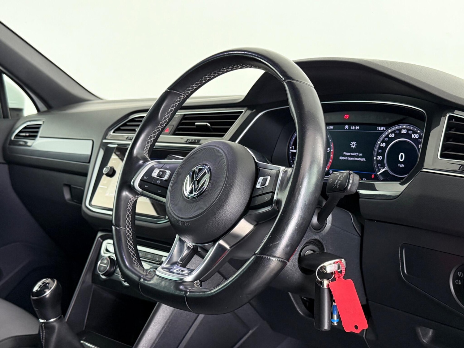 Used Volkswagen Tiguan 2018 for sale - 77803023: Photo 11