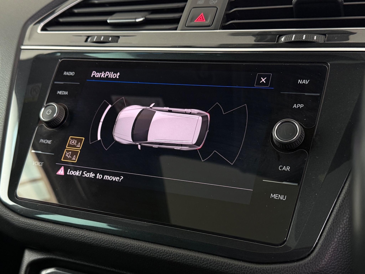 Used Volkswagen Tiguan 2018 for sale - 77803023: Photo 26