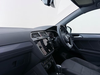 Used Volkswagen Tiguan 2019 for sale - 78566136: Photo