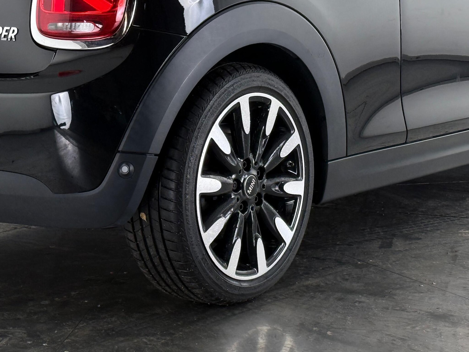 Used MINI Convertible 2019 for sale - 77180981: Photo 9