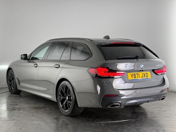 Used BMW 5 Series 2022 for sale - 76468688: Photo