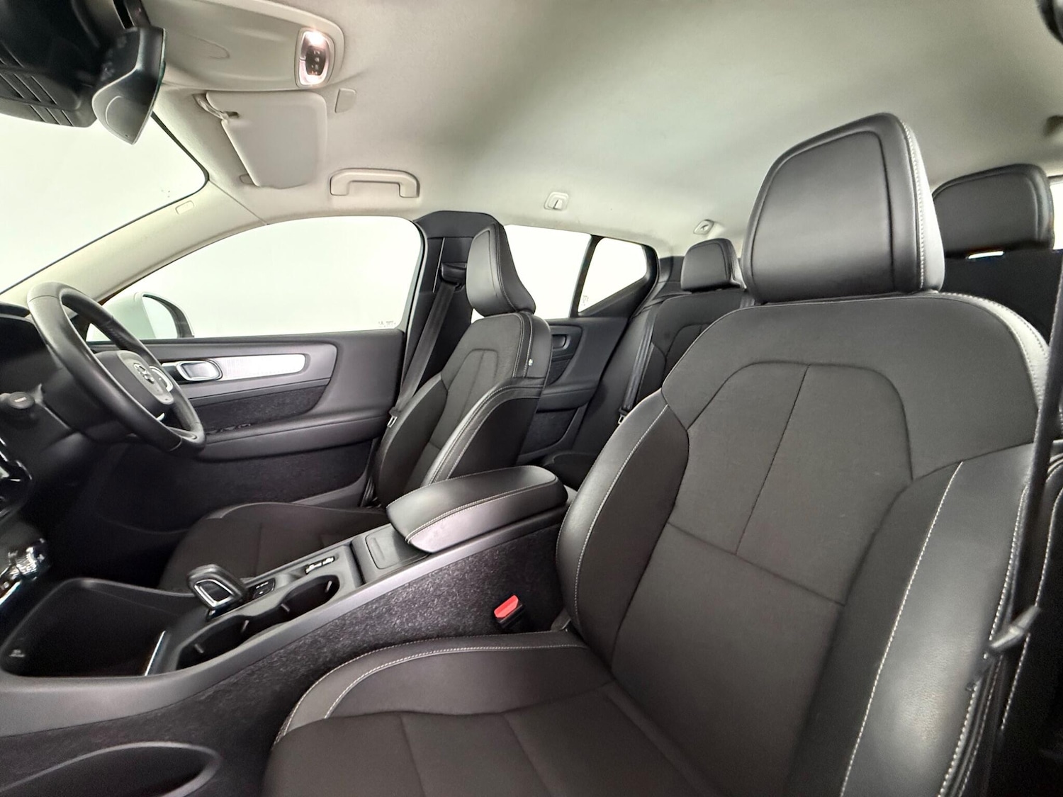 Used Volvo XC40 2019 for sale - 77587449: Photo 12