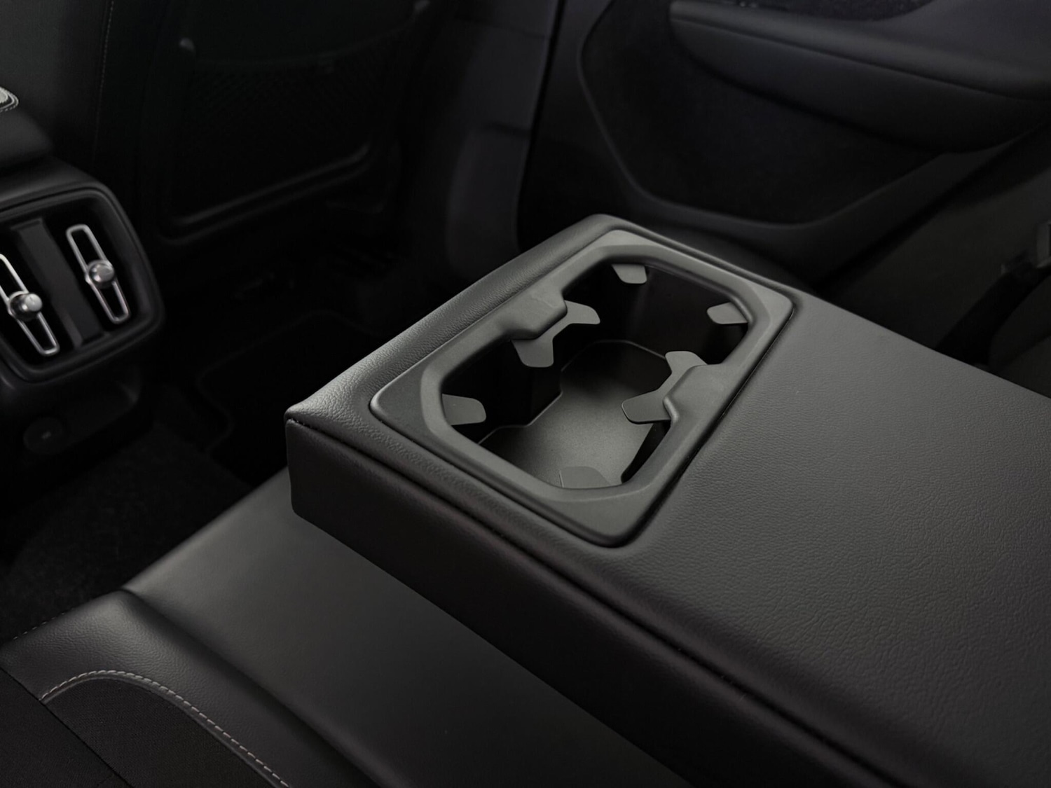 Used Volvo XC40 2019 for sale - 77587449: Photo 14