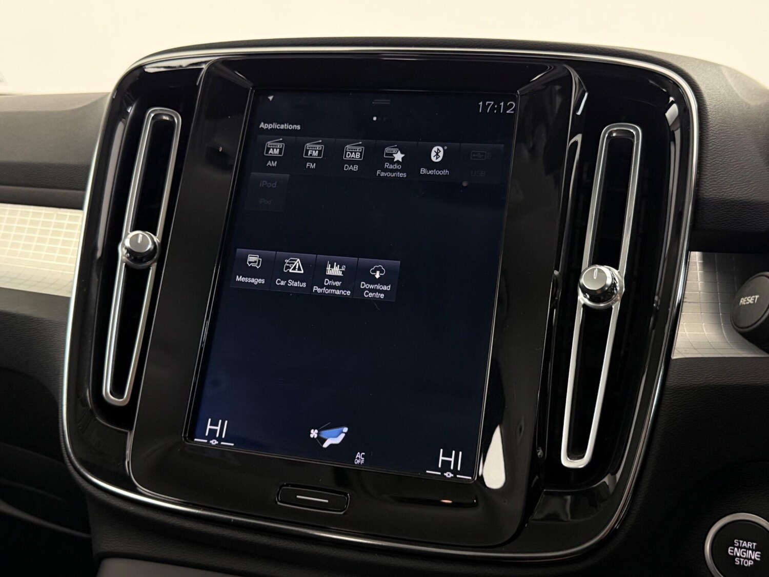 Used Volvo XC40 2019 for sale - 77587449: Photo 24