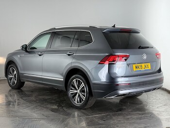 Used Volkswagen Tiguan Allspace 2019 for sale - 77243746: Photo