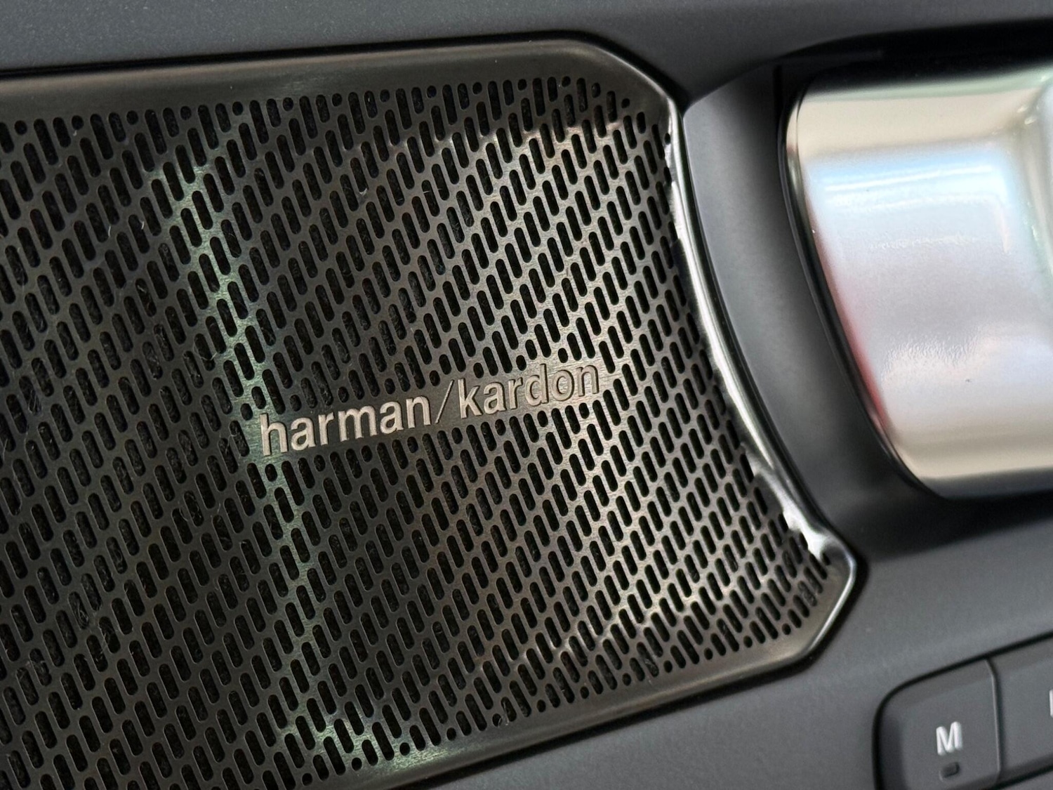 Used Volvo XC40 2021 for sale - 76468171: Photo 27