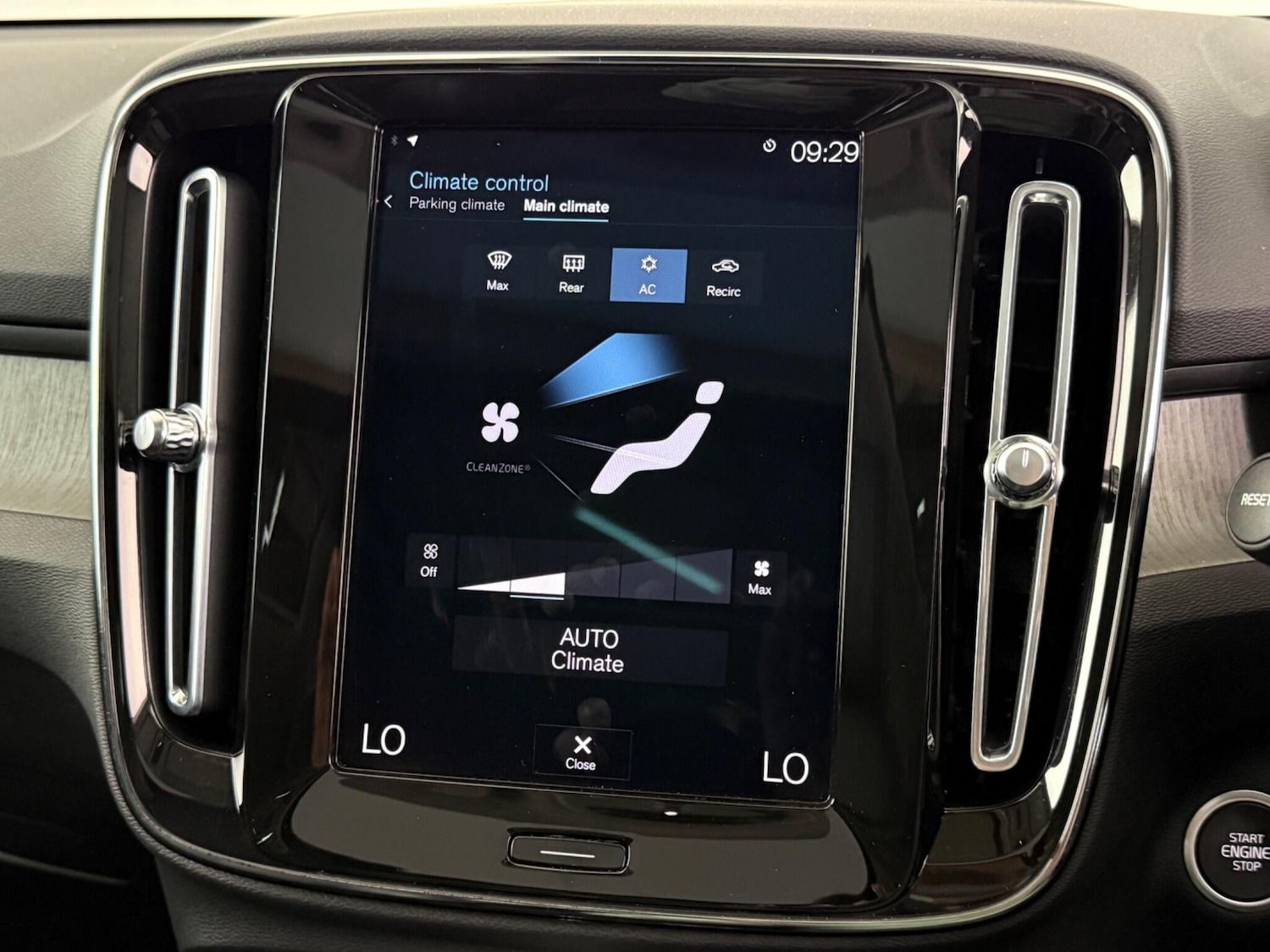 Used Volvo XC40 2021 for sale - 76468171: Photo 34