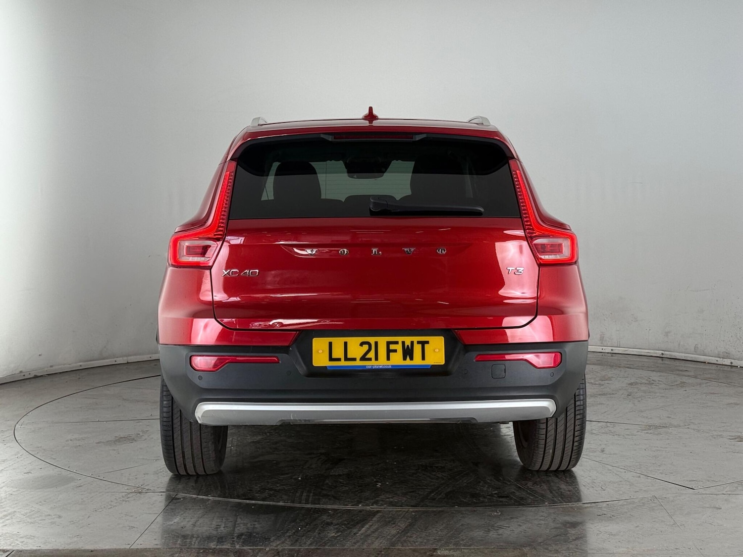 Used Volvo XC40 2021 for sale - 76468171: Photo 9