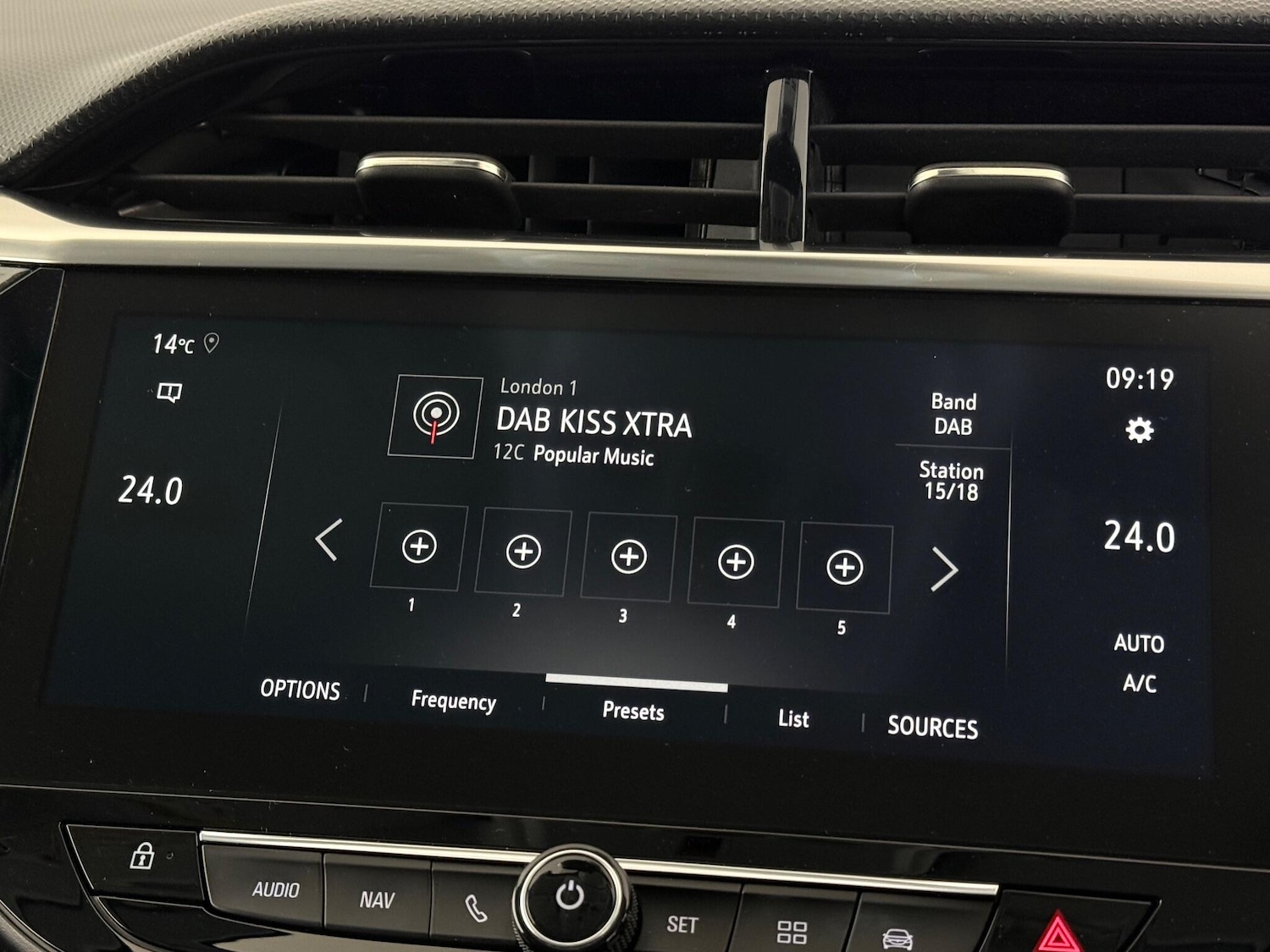 Used Vauxhall Corsa for sale - 76468239: Photo 26