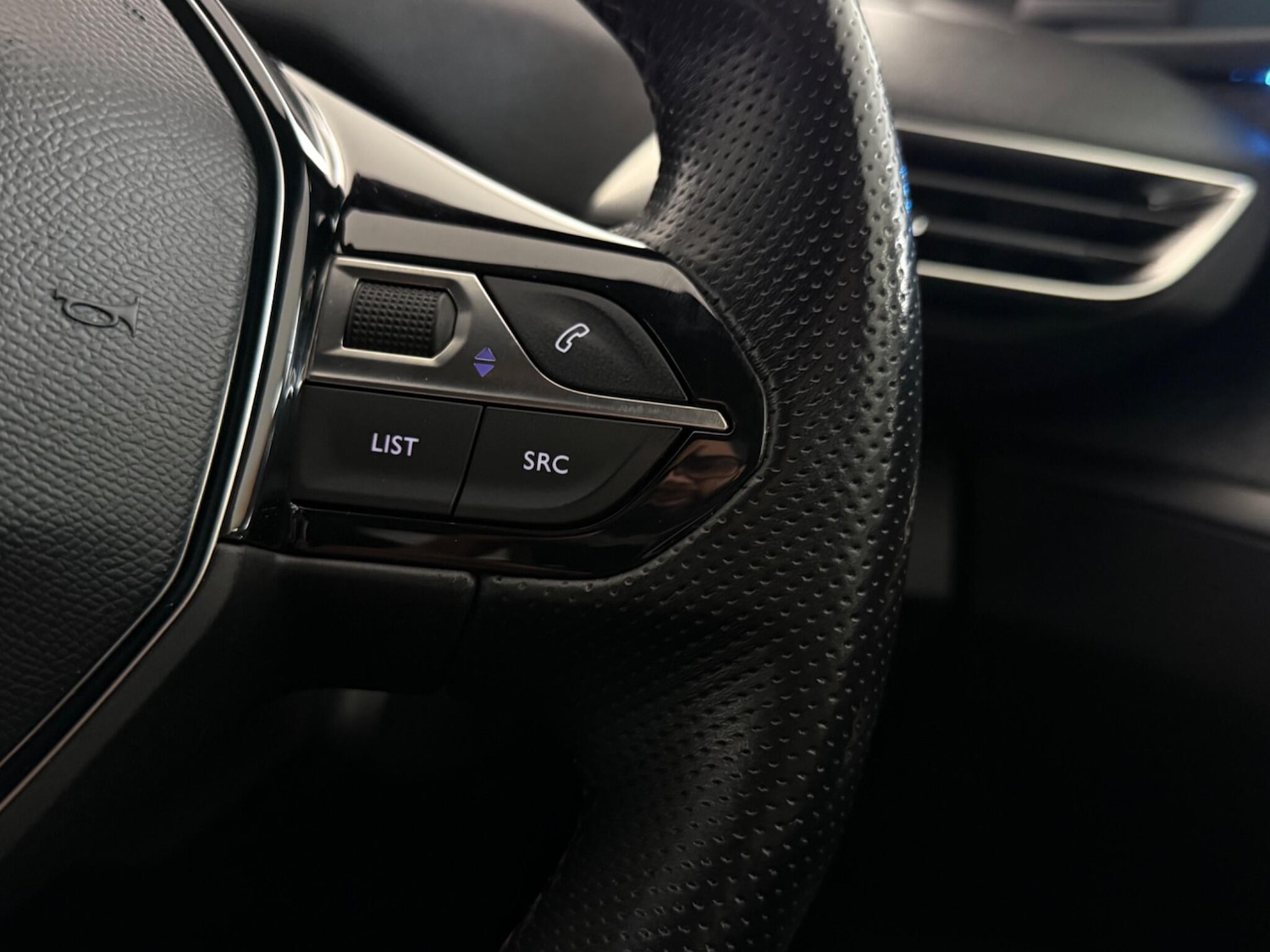 Used Peugeot 3008 2019 for sale - 77292134: Photo 19