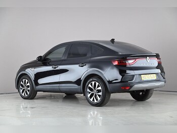 Used Renault Arkana 2023 for sale - 78020515: Photo