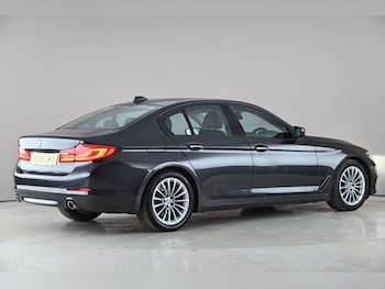 Used BMW 5 Series 2018 for sale - 77883656: Photo