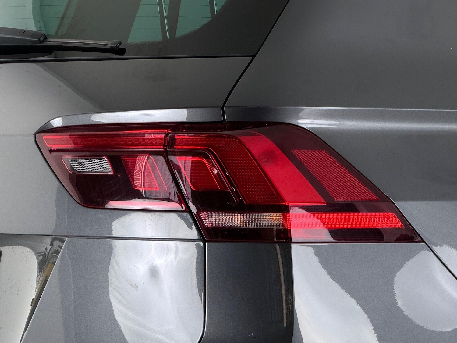 Used Volkswagen Tiguan 2019 for sale - 76468480: Photo 11