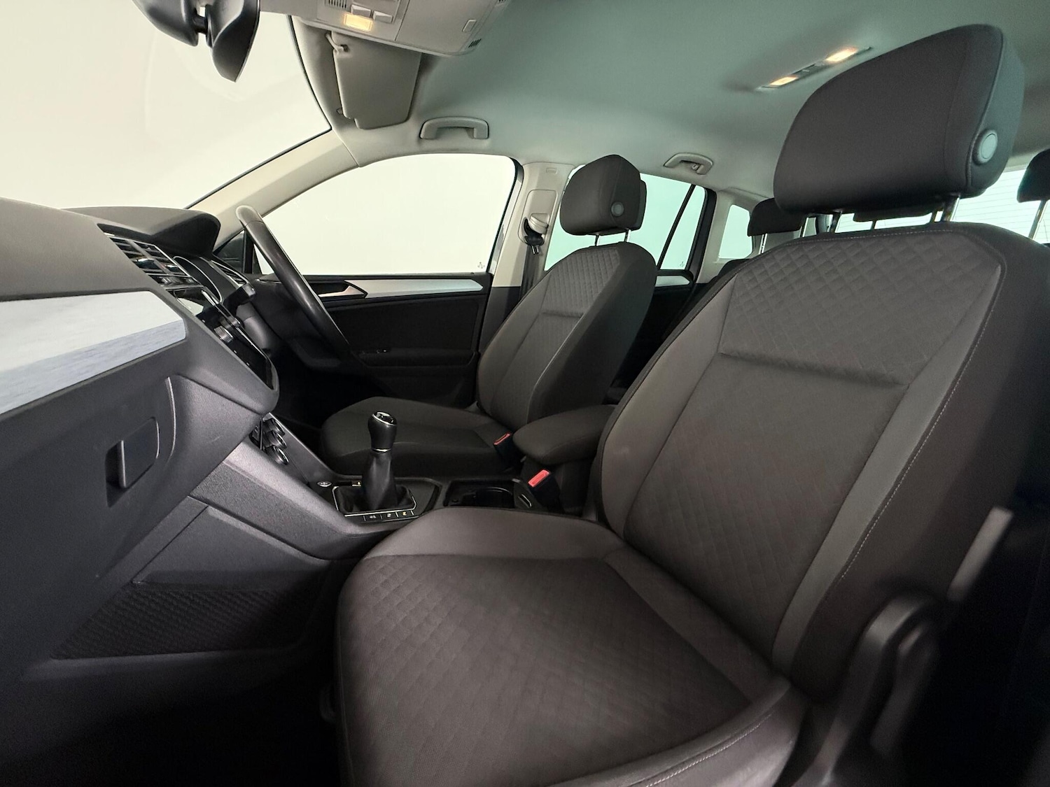 Used Volkswagen Tiguan 2019 for sale - 76468480: Photo 17