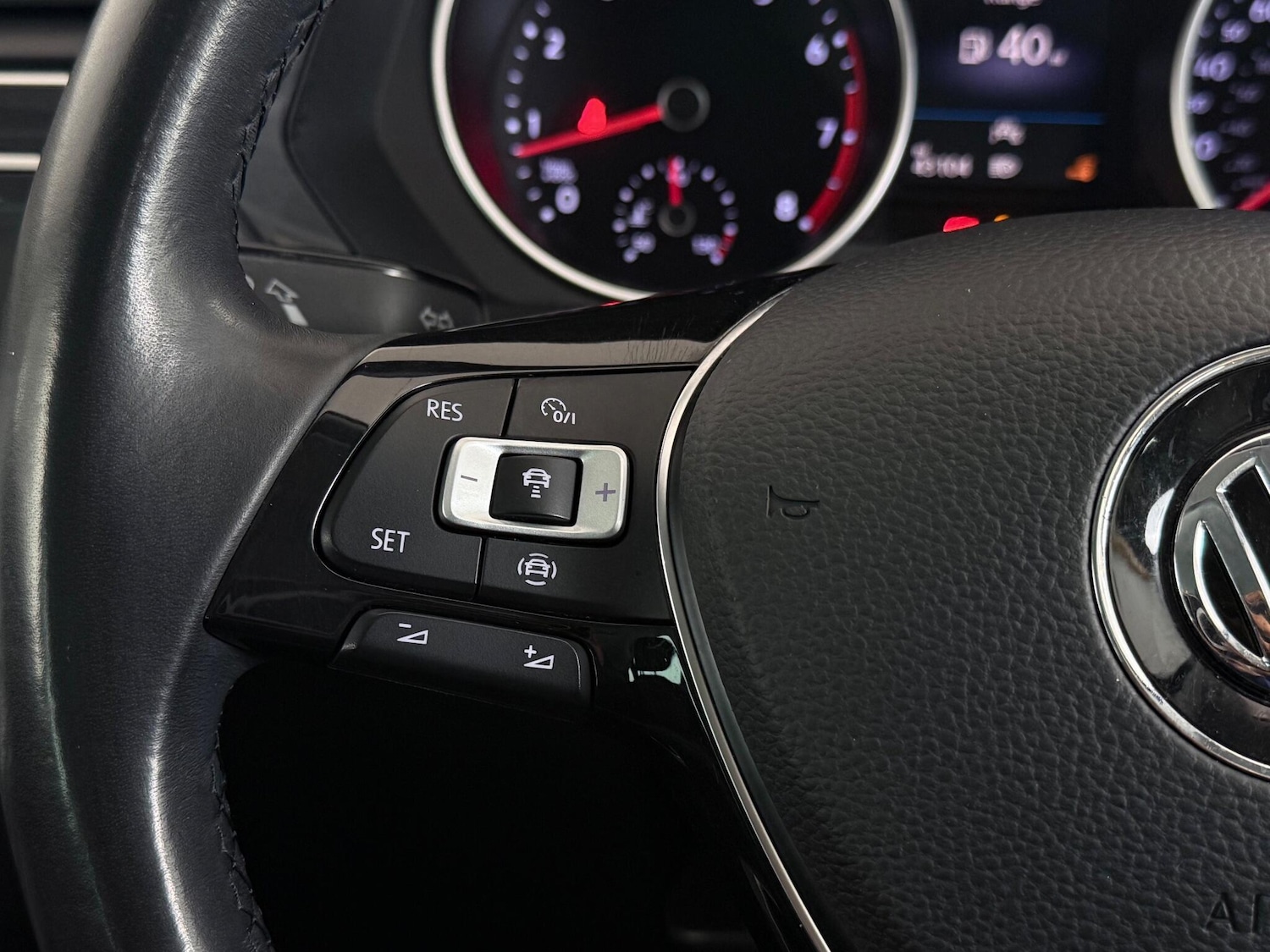 Used Volkswagen Tiguan 2019 for sale - 76468480: Photo 26