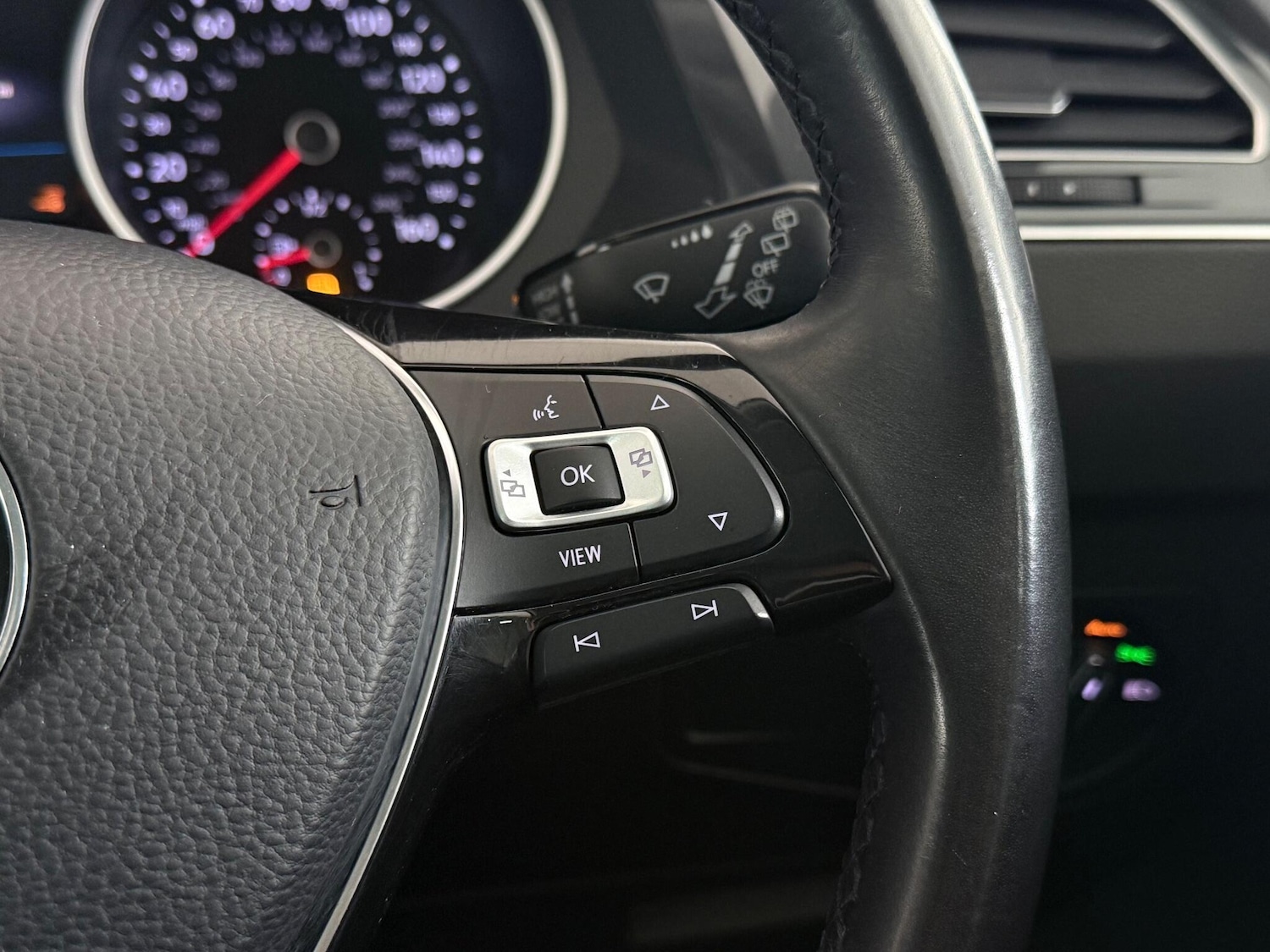 Used Volkswagen Tiguan 2019 for sale - 76468480: Photo 28