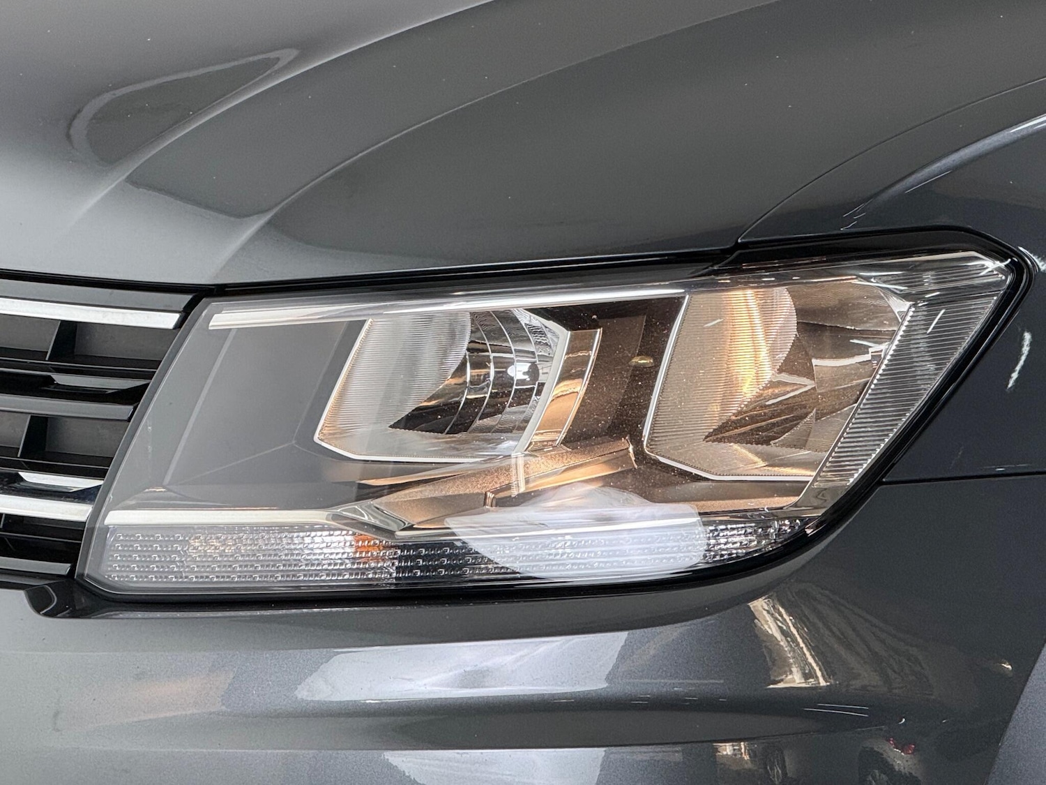 Used Volkswagen Tiguan 2019 for sale - 76468480: Photo 8