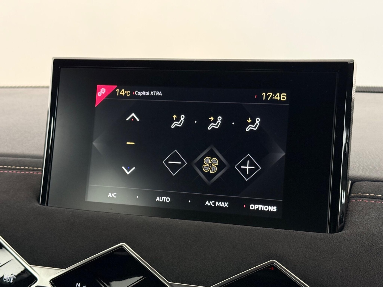 Used DS Automobiles DS 3 Crossback 2022 for sale - 77809244: Photo 18