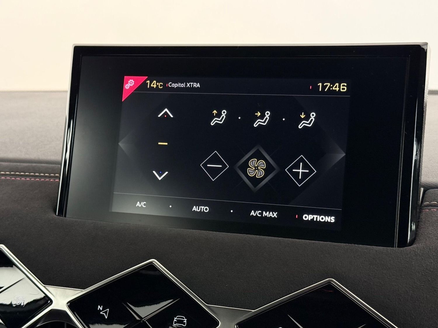 Used DS Automobiles DS 3 Crossback 2022 for sale - 77809244: Photo 22