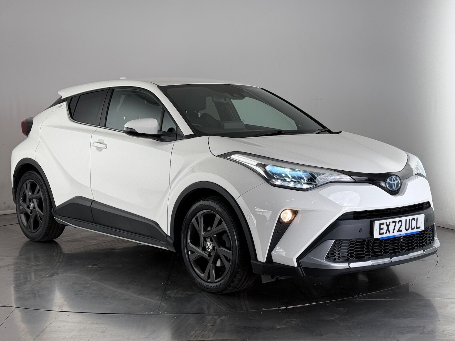 Used Toyota C-HR 2022 for sale - 77684483: Photo 1