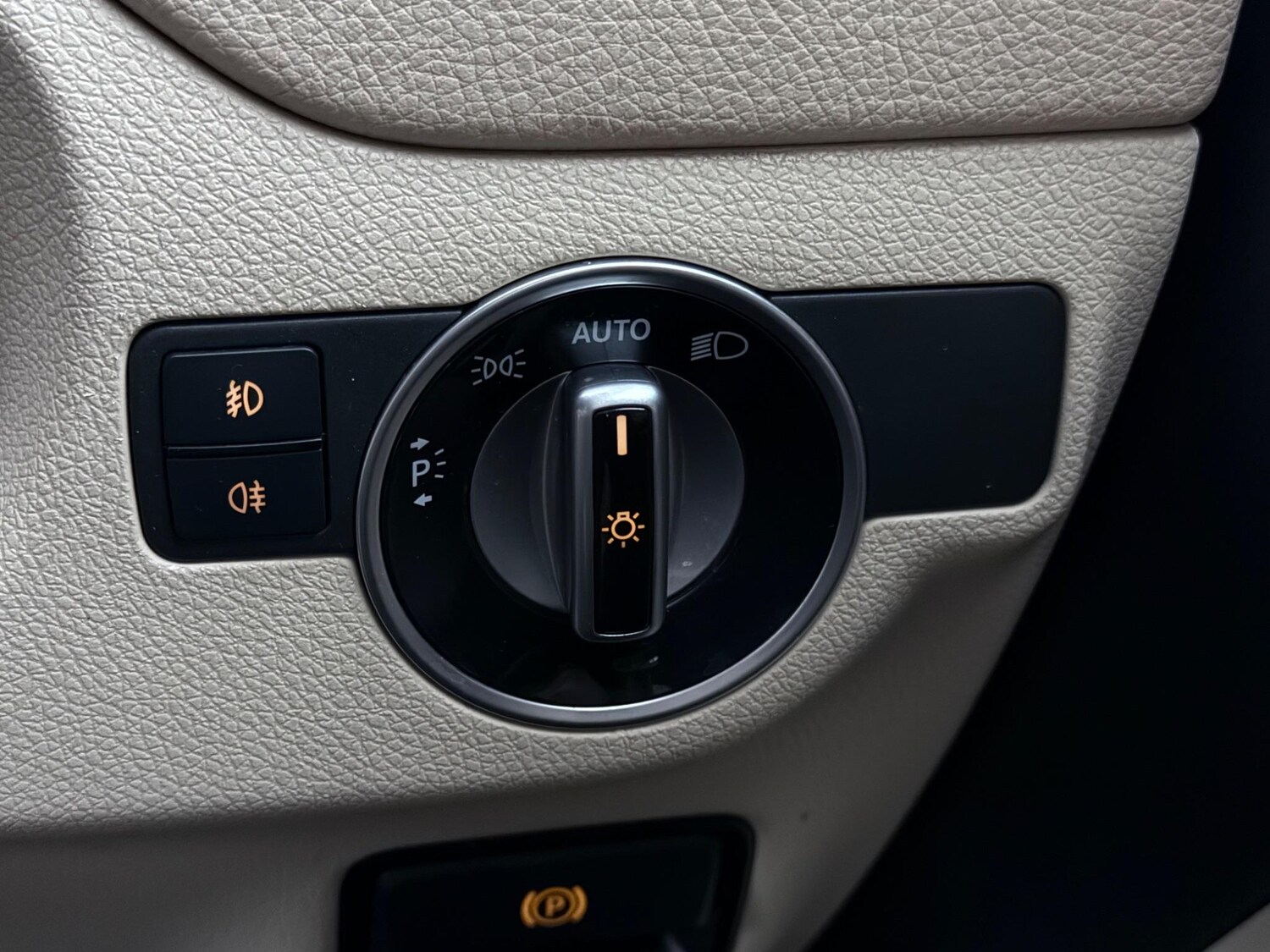 Used Mercedes-Benz GLA 2017 for sale - 77469427: Photo 30