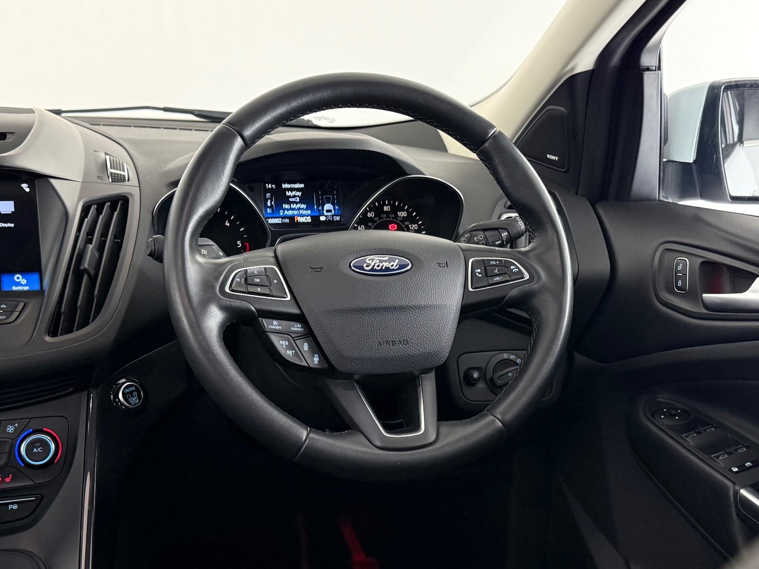 Used Ford Kuga 2019 for sale - 76468735: Photo 26