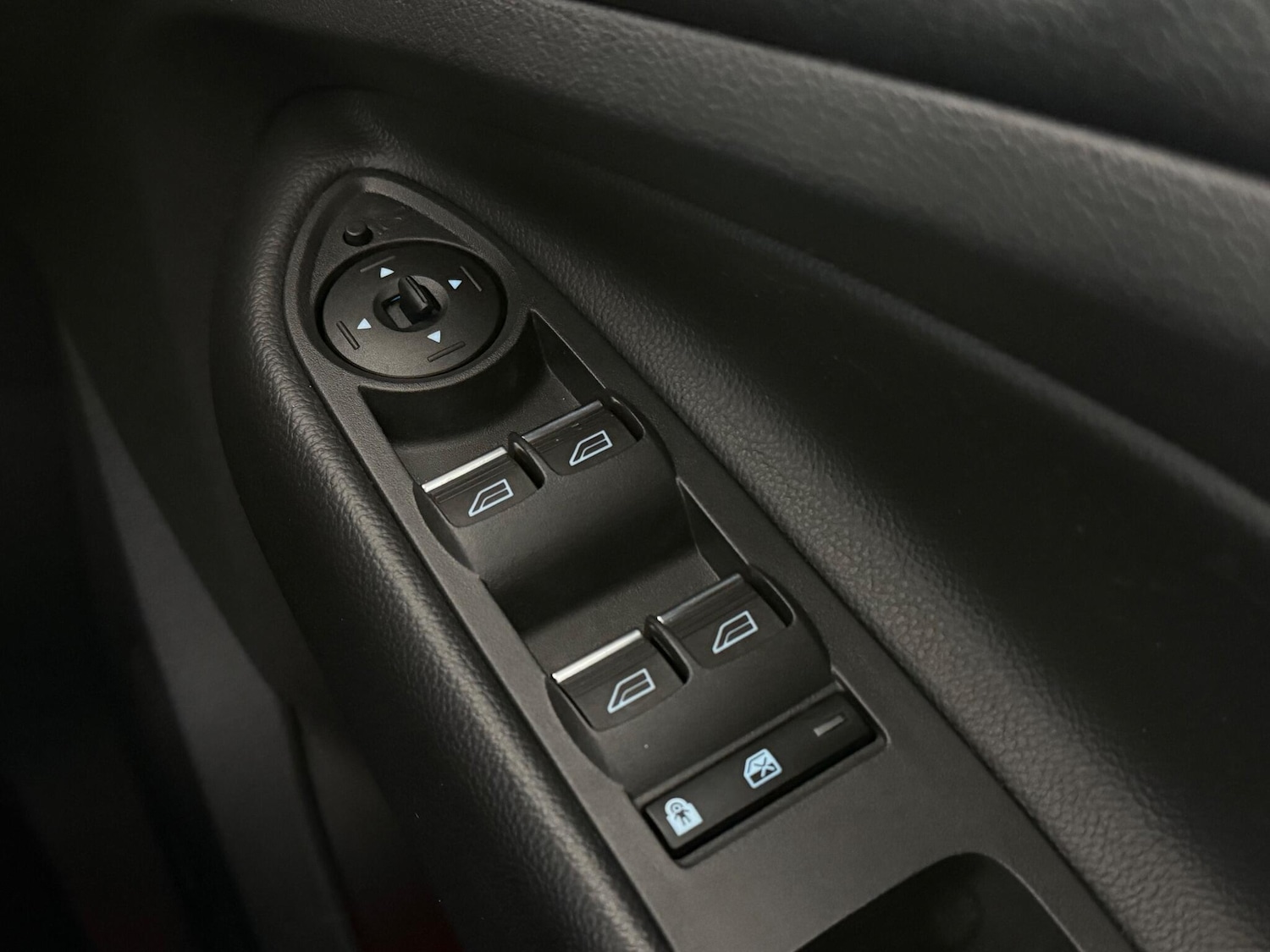 Used Ford Kuga 2019 for sale - 76468735: Photo 29