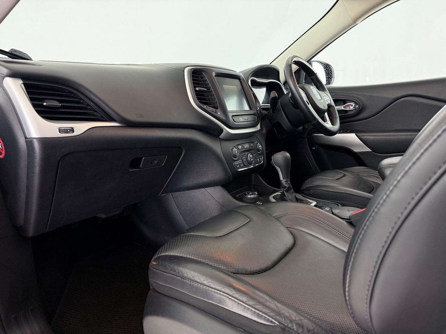 Used Jeep Cherokee 2018 for sale - 77180815: Photo 14