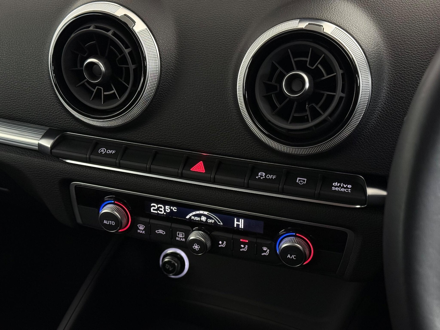 Used Audi A3 2023 for sale - 77246751: Photo 31